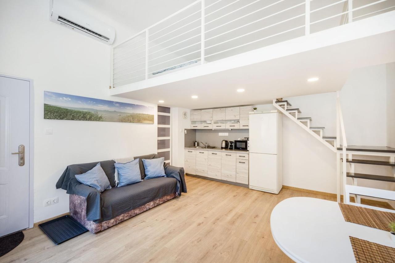 V12 Apartments بودابست المظهر الخارجي الصورة
